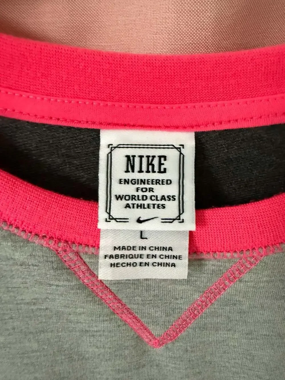 Nike Girls Long Sleeve Pullover Sweatshirt with Front Pocket, Size Large (12-13